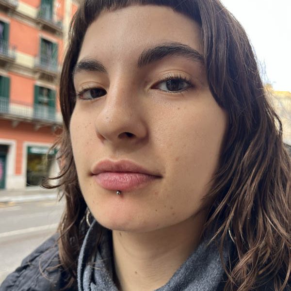 piercing labio labret